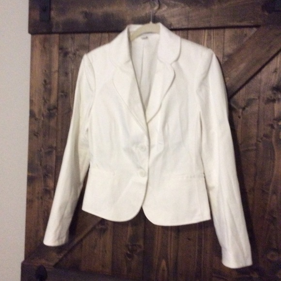 Express designs studio white jacket fully lined. - Picture 2 of 2